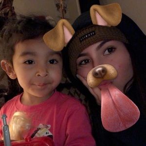 Meet your Posher, Alexia